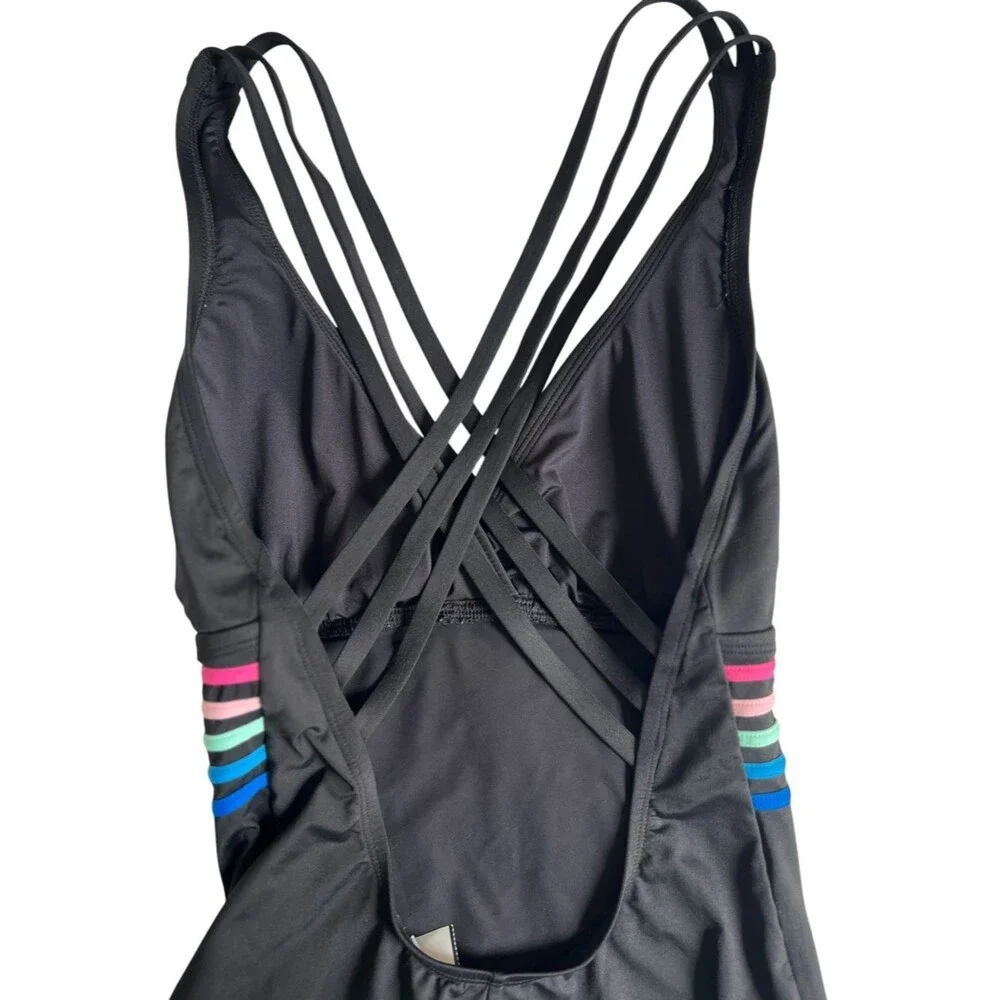 La Blanca Island Goddess Stripe One Piece Swimsuit Black Strappy Back 8